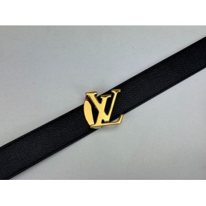 LOUIS VUITTON M9453 INITIALES 30MM REVERSIBLE BELT